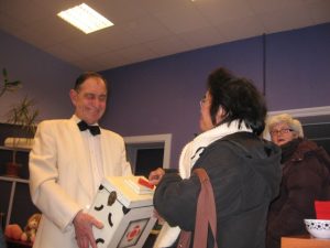 Lire la suite à propos de l’article Clown-Magicien à domicile pour anniversaire – Wavre