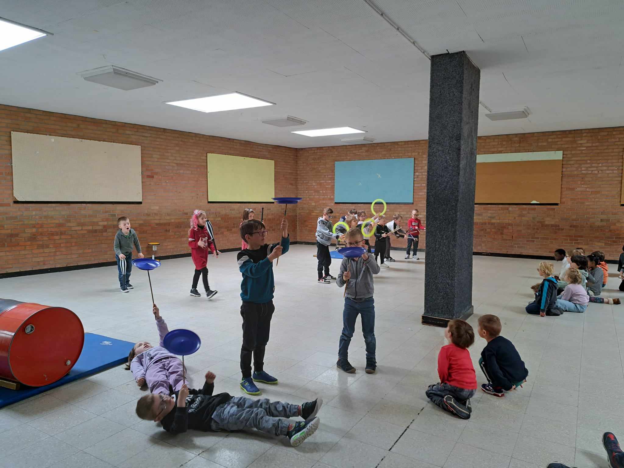 Stage cirque et projet PECA en milieu scolaire