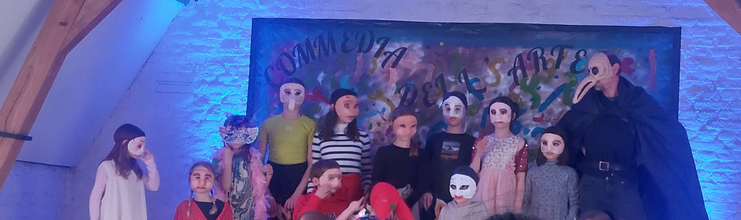 Lire la suite à propos de l’article 🎭 Lessines – Stage Commedia dell’arte au Centre Culturel