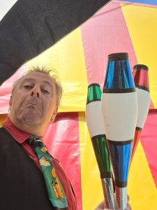 Lire la suite à propos de l’article Jongleur animation de rues Dijon