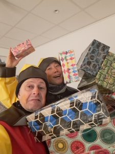 Une animation itinérante: les lutins déménageurs de Noël